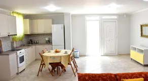 Kathrine's Cottage in Vagia - Image 2