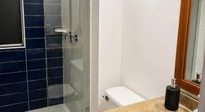 Hermosa Habitación doble privada - Image 4