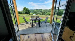 Appartamento con griglia, piscina riscaldata e terrazza - Image 5