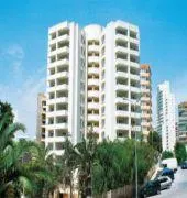 Las Torres Apartments - Image 3