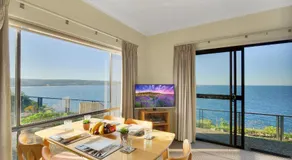 Eagle Heights Holiday Units - Image 2
