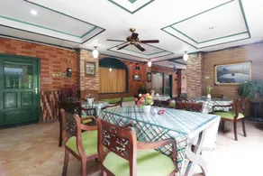 Hotel Alamanda - Image 3