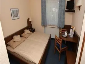 Stadt-gut-Hotel Siegboot - Image 3