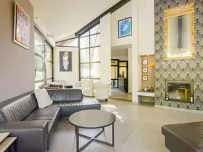 Picturesque villa with swimming pool - Image 3