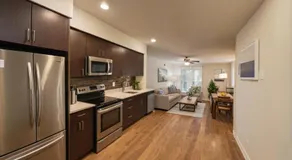 Comfortable LA Haven near Great Dining & Nightlife - Image 3