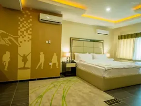 Jades Hotel - Image 2