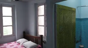 Centerpoint Guest House - Image 5