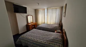 Hotel Catalina Real - Image 2