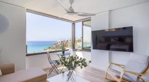 Appartement avec jardin et piscine - Image 2