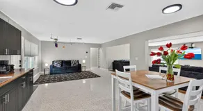 4BR Spacious Paradise - Image 4