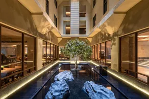 Atour Hotel Shanghai Xujiahui Stadium - Image 2