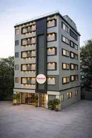 Hotel Flamount Hitech City - Image 2