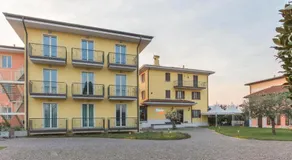 Hotel Panineria Colombera Rossa - Image 5