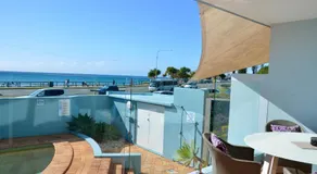 Alex Beach Apartment - Image 5