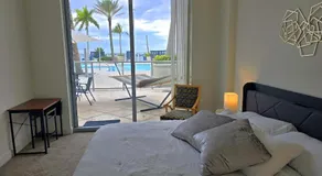 Lux in Black 2BR, Bay, Pool Ocean Views - Image 2