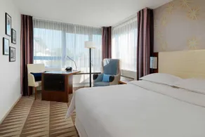 Sheraton Munich Westpark Hotel - Image 2