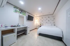 Kyoung Dong Hotel Myeongdong - Image 2