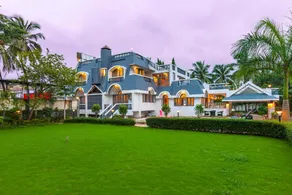Grey Mosaics by StayVista - Mountain-view villa in Vasai with Pool, Spacious lawn & Terrace - Image 4