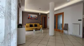NickyHouse Holiday Home - Image 5