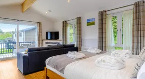 Bath Mill Lodge Retreat - Image 2