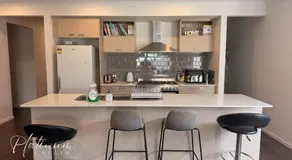 Room #3 in brand-new luxury home - Image 4