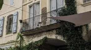Au dessus des arcades - Image 5