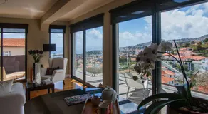 Number 15 Ocean & City View Villas - Image 3