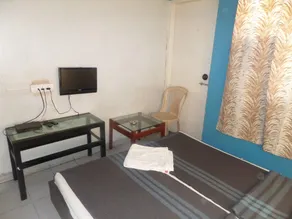 Hotel Abhishek - Image 5
