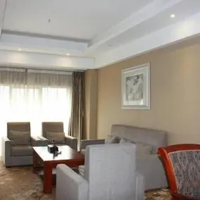 Peninsula Hotel (Zhangzhou Shuijinggou Pedestrian Street) - Image 4