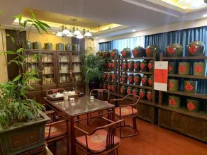 Yi Zhou Fu Hotel - Image 4