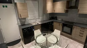 Beckett Guest House - Image 2