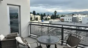 Hollywood Living 3 to 5 BR Townhomes with Free Parking - Image 3