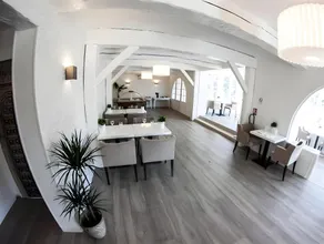 Les Jardins de Bormes, adult-only hotel with sauna & jacuzzi  - Image 3