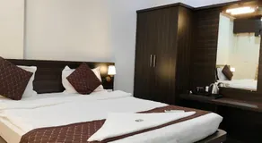 Hotel SAVI SAGAR - Image 2