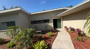 Sarasota Family Stay Near Beach & SRQ Airport sleep 11 - Image 3