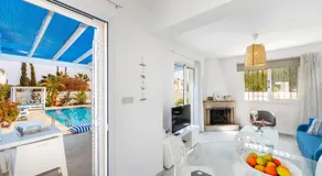 Fig Tree Bay Villa 4 - Image 3