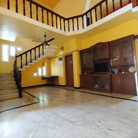 Square Dormitory  Stays - Image 2