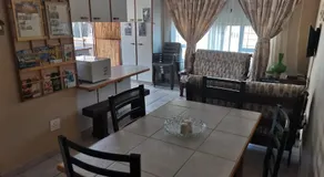 JoThams Bed & Breakfast or Self-catering - Image 5