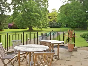 Grinkle Park Hotel - Image 2