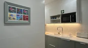 FEEL FARO Guesthouse - Boutique Stay with Terrace in Central Faro - Image 4