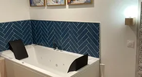 Les Secrets de la Baie - l'Archipel - cocon bien-être avec Spa et Sauna - Image 4