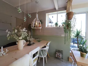Beautifully styled apartment - Image 3