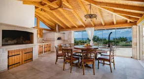 Luxurious retreat in Jesenice - Image 4