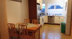 Un appartement d'une chambre à coucher, voiture inclus - Image 5