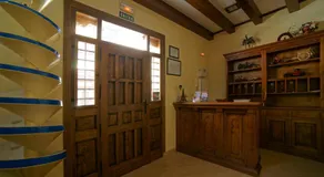 Hostal El Tejar - Image 2