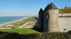 Maison Atypique pêcheur DIEPPE 6 personnes et bébé proche bord de mer - Image 3