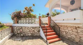 Gorgeous Home In Benalmádena With Sauna - Image 4
