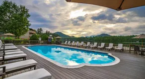 High Peaks Resort - Image 3