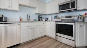 Walnut Bungalow West - Image 3