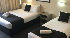 Bay Motel Hotel - Image 2